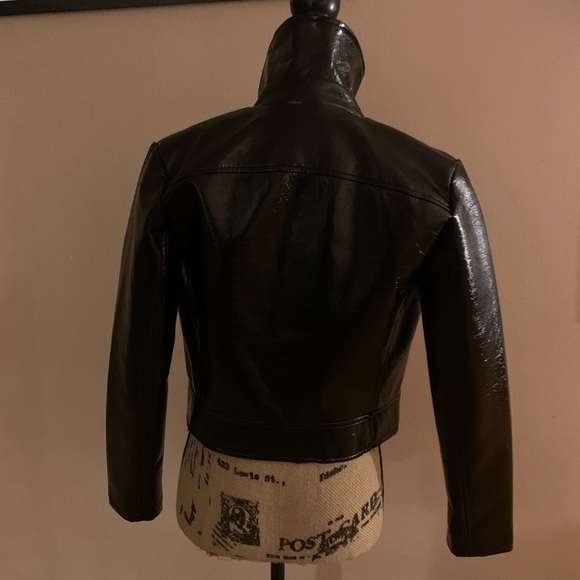 Black Jacket - Picture 4 of 4